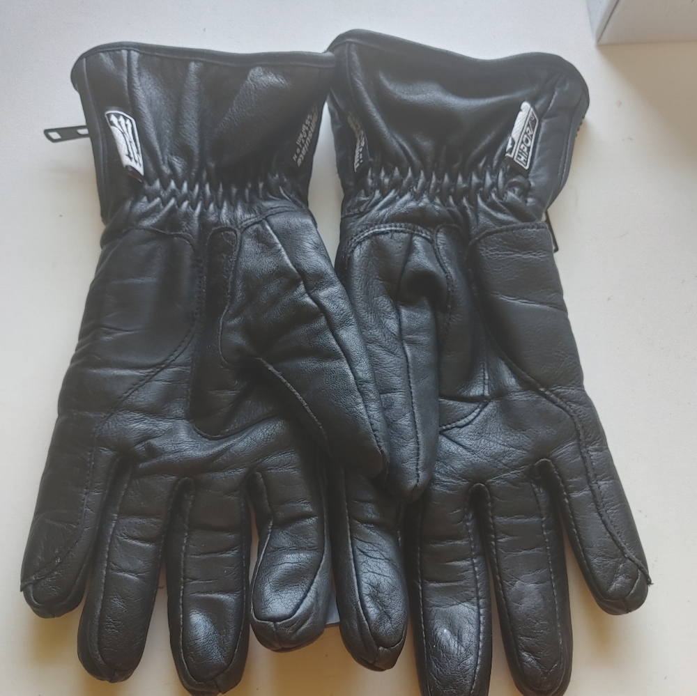 Womens leather insulated riding gloves